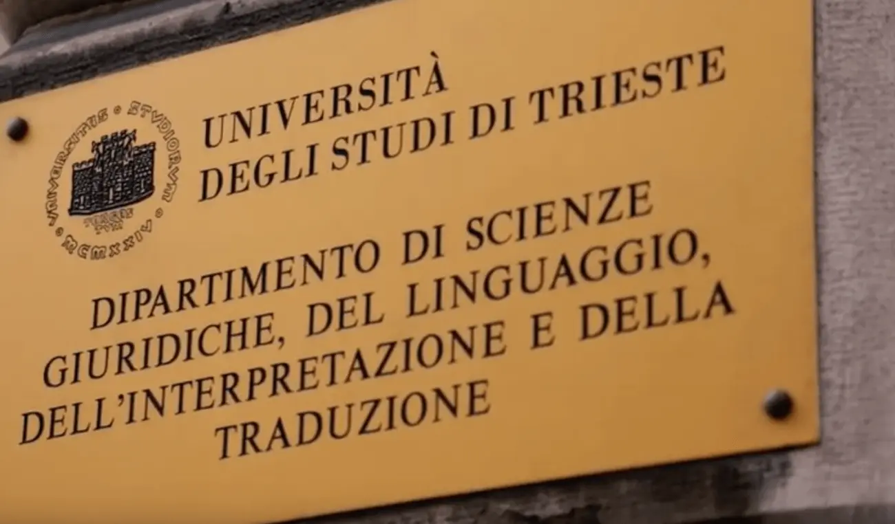 s-Tradurre - ciò che la lingua non può e la traduzione dev